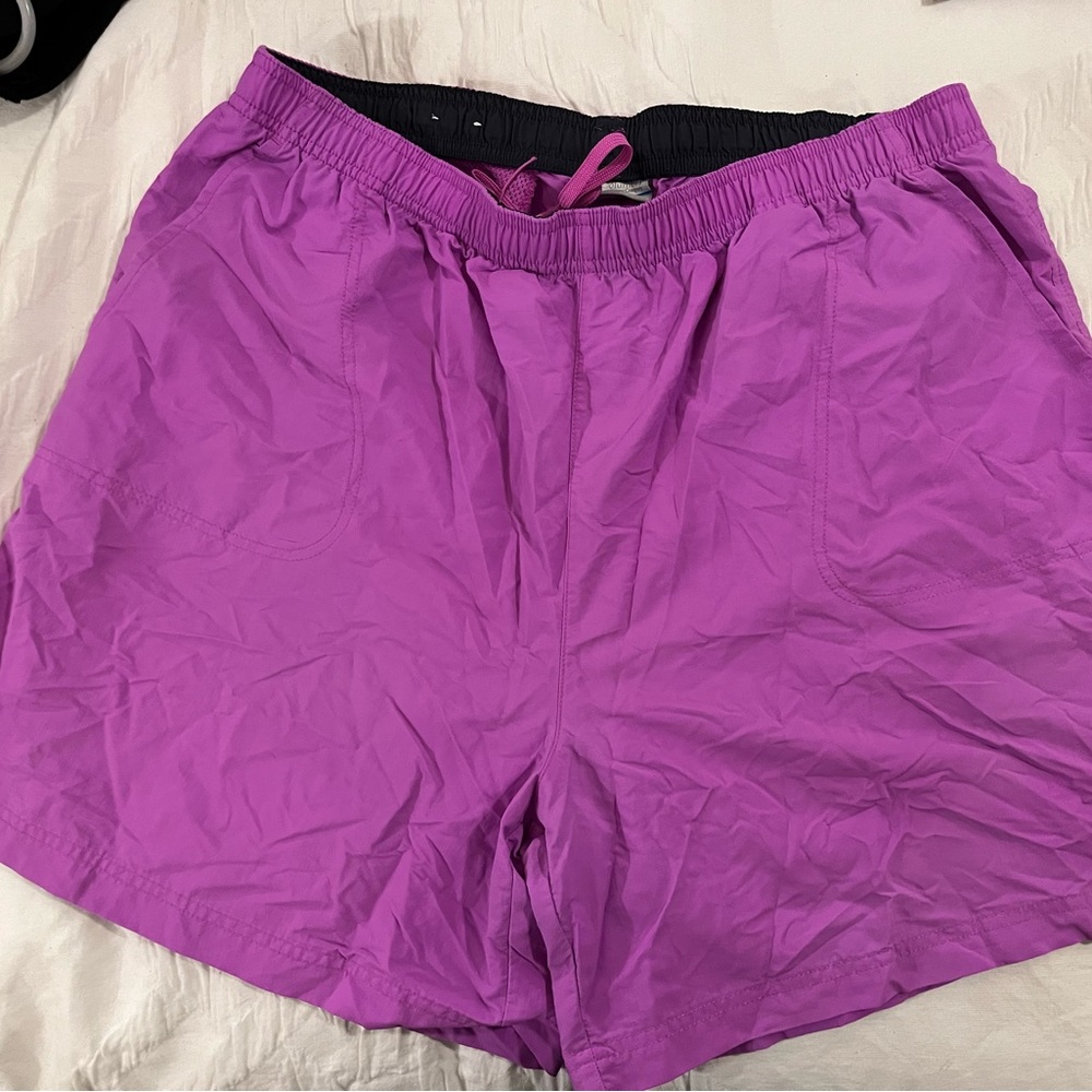 Columbia shorts